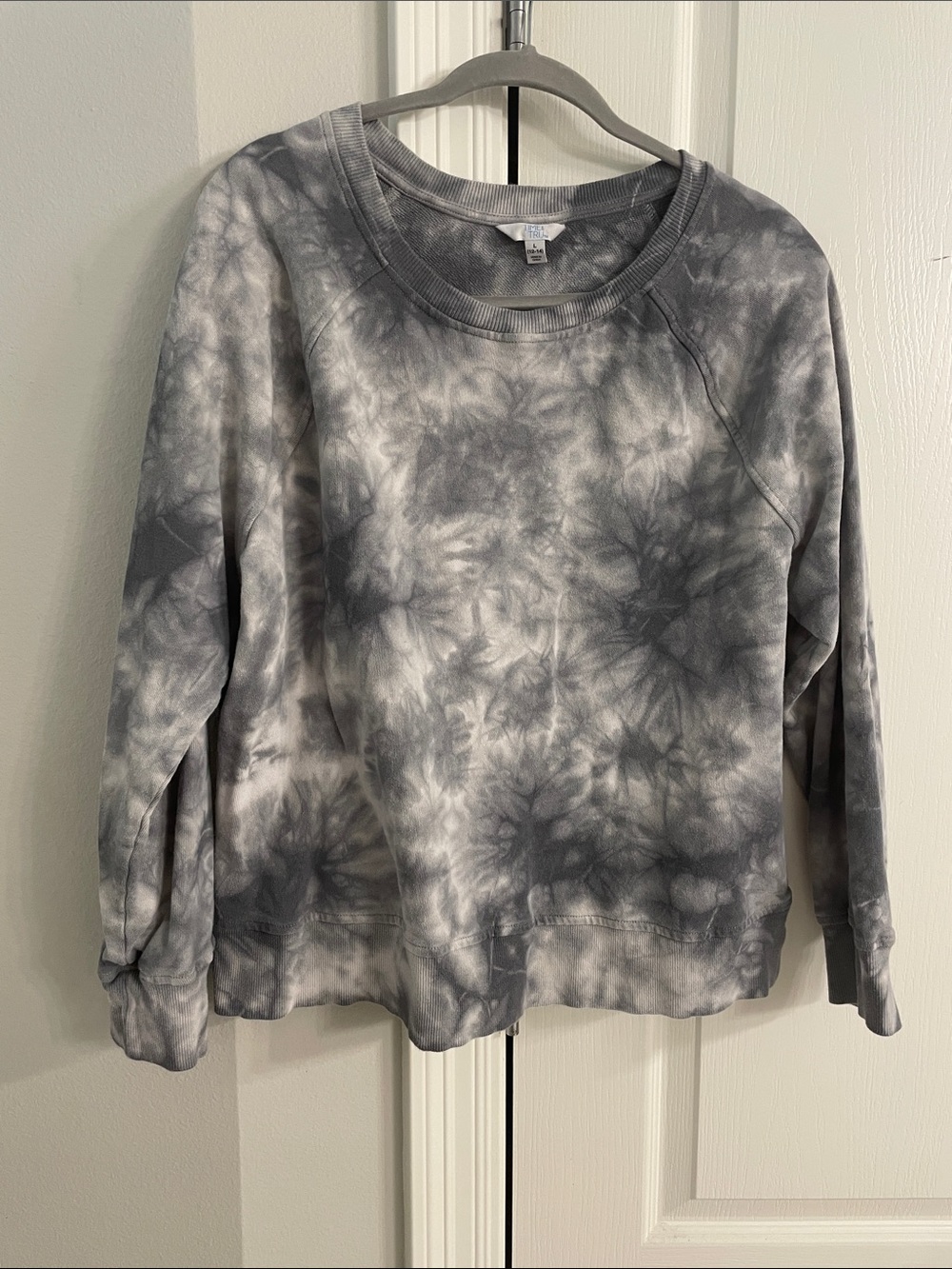 3 for $10 Add to bundle 
Time and Tru Gray Tie-Dye Crewneck Sweatshirt